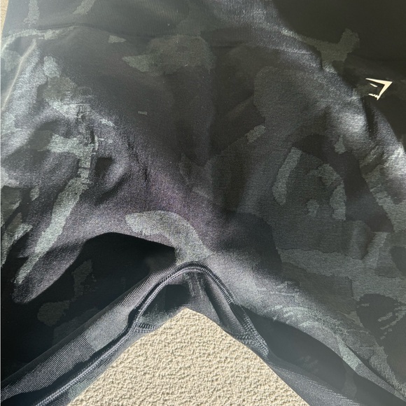 Gymshark Adapt Camo Seamless Sports Set - Savanna - Picture 6 of 8